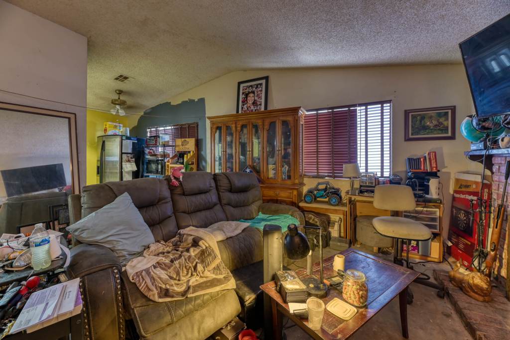 Selling a House in a Trust in Las Vegas: Check the Title First